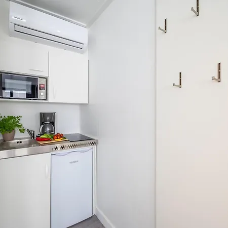 Waterfront Apartman *